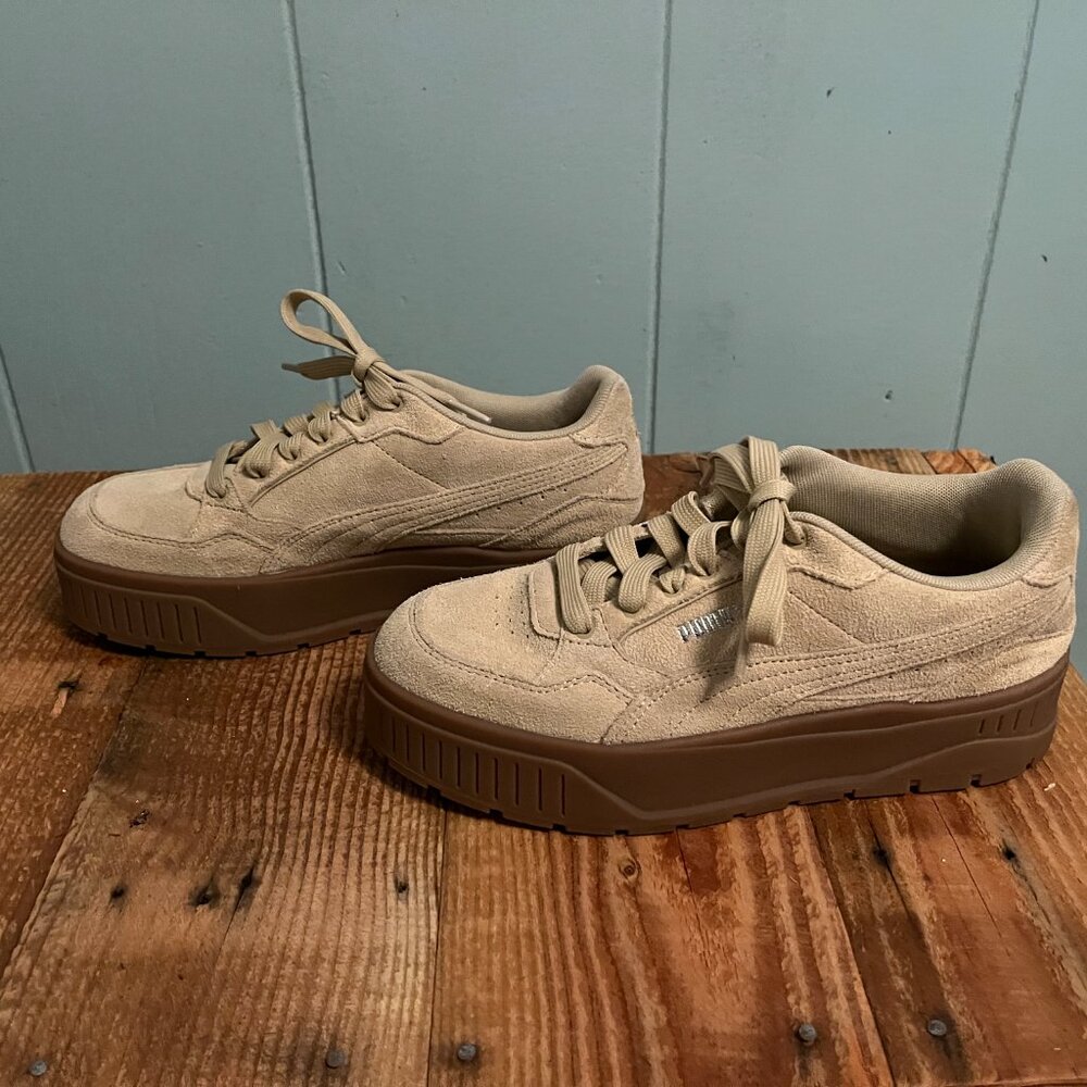 Puma Tan Sneakers with Brown Soles - Picture 2 of 6